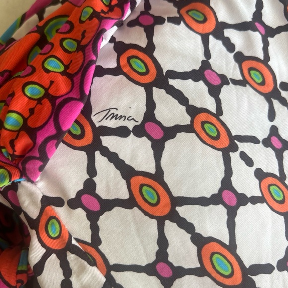 TRINA TURK Colorful VENICE BEACH ONE PIECE SWIMSUIT Size 8 Resort Wear Beach - Picture 8 of 8